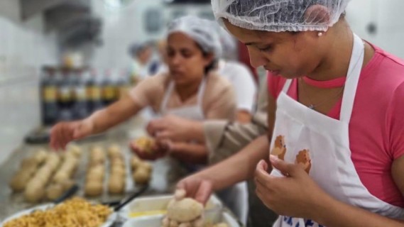 Encerramento do curso de Gastronomia para mães solos, migrantes e refugiadas